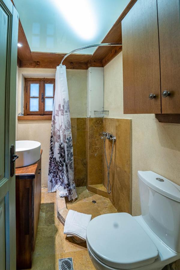 Villa Korfes-Κορφές Τριώροφη Βίλα Για Οικογένειες Και Παρέες Karpenísion Eksteriør bilde